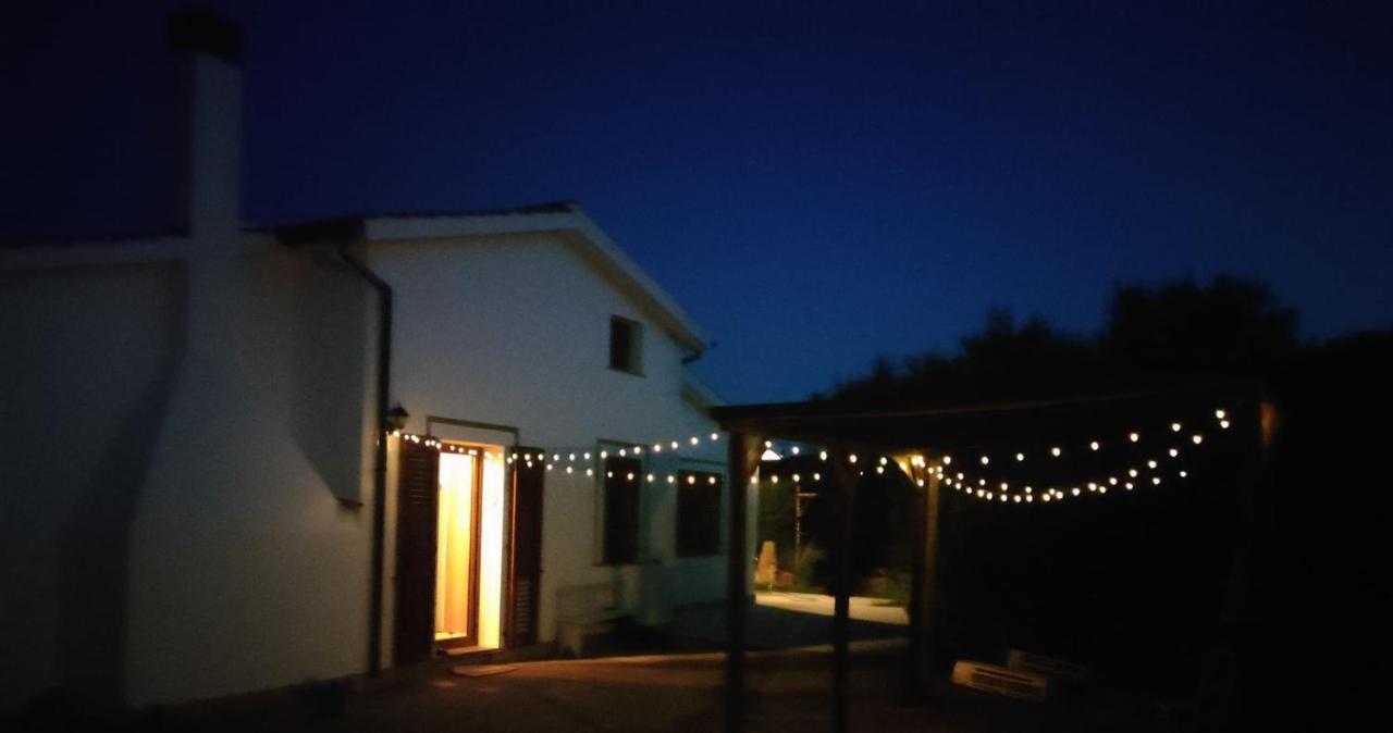 Villa La_Casa_Di_ Willy Canai Exterior foto
